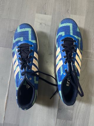 Zapatillas de Atletismo Adidas Clavos