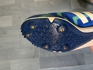 Zapatillas de Atletismo Adidas Clavos