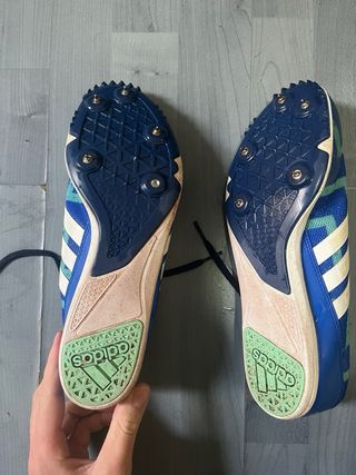 Zapatillas de Atletismo Adidas Clavos