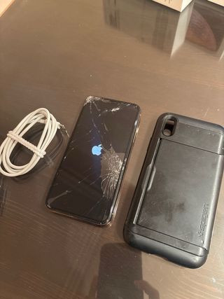 iPhone XS 64GB con scatola originale e cavo in regalo