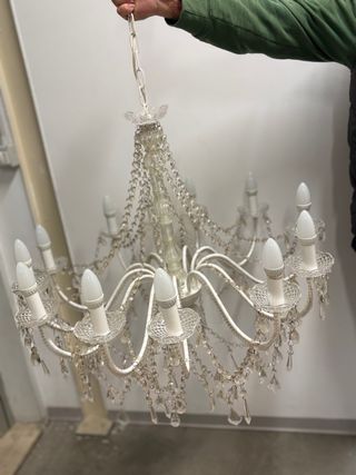 Lampadario a goccia in vetro e metallo