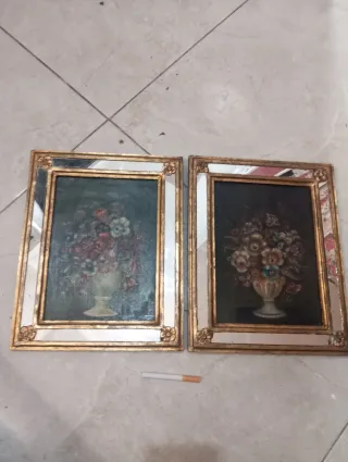 Pareja cuadros antiguos florales