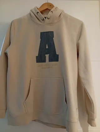 2 Sudaderas Álvaro Moreno. Talla 15-16 años.