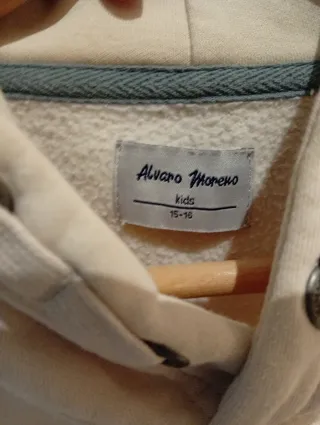 2 Sudaderas Álvaro Moreno. Talla 15-16 años.