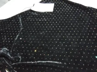 Top negro lentejuelas una manga