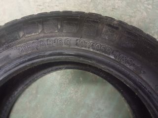 2 Neumáticos Vredestein 205/65R16 107/105R
