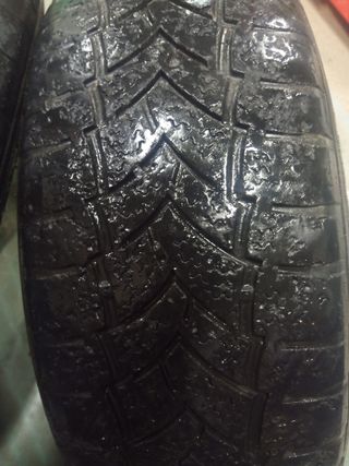 2 Neumáticos Vredestein 205/65R16 107/105R