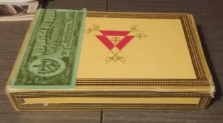 Caja de puros Montecristo vacía