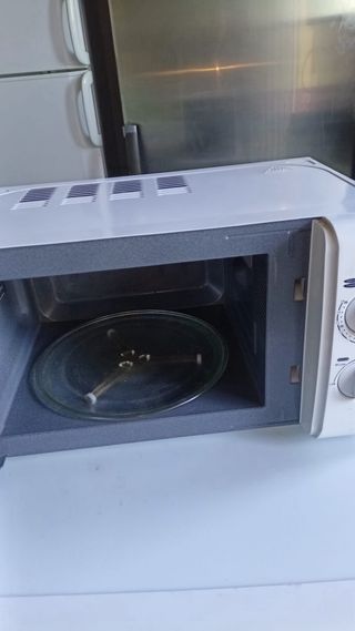 Microondas Nevir Blanco
