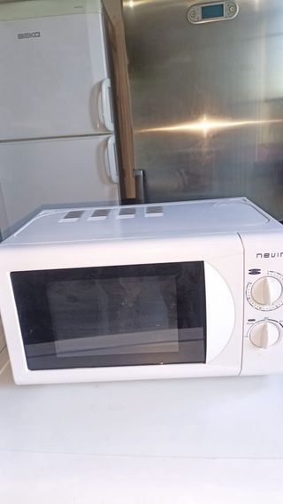 Microondas Nevir Blanco
