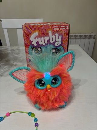 Furby Naranja Hasbro 2024