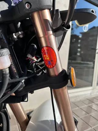 Keeway RKV 125 Blanca