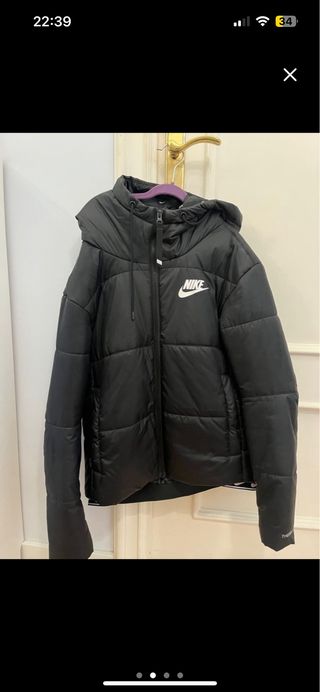 Chaqueta Nike Negra con Capucha