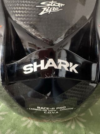 CascoIntegra Shark Race-R Pro Carbon Jorge Lorenzo