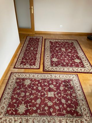 3 Alfombras estilo persa (rojo y beige)