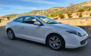 Renault Laguna Coupé automático