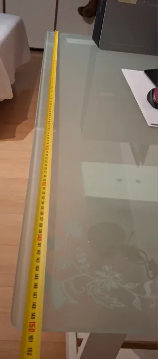 Tavolo da scrivania, piano in vetro temperato con cavalletti