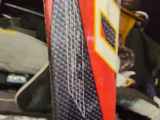 Esquís Carving HEAD XRC 300