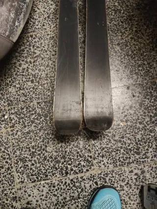 Esquís Carving HEAD XRC 300