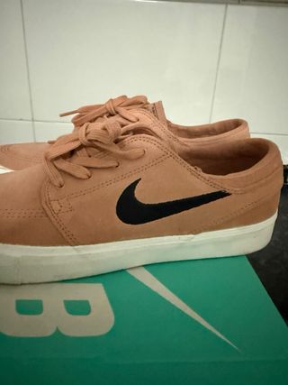 Nike janoski
