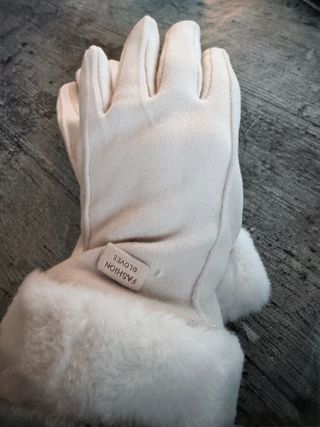 Guantes de invierno beige con forro