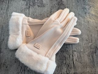 Guantes de invierno beige con forro