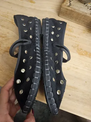 Manoletinas terciopelo negro tachuelas 40 nuevas