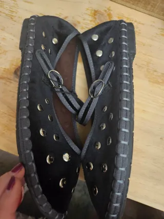 Manoletinas terciopelo negro tachuelas 40 nuevas