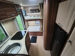 MC LOUIS GLAMYS 22 2012