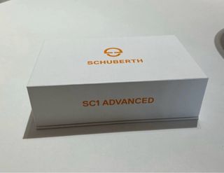 Schuberth C4 Pro Negro Mate + intercomunicador SC1