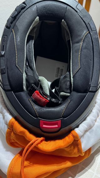 Schuberth C4 Pro Negro Mate + intercomunicador SC1