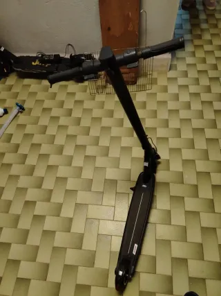 Monopattino Elettrico Nero