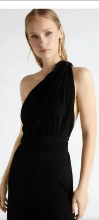 Mono de fiesta negro