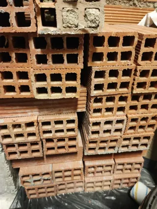 Ladrillos huecos cerámicos