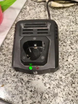 Cargador Einhell 12V