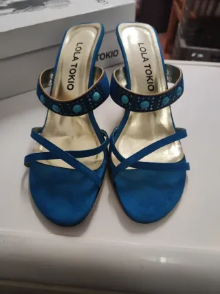 Sandalias Azuk turquesa n° 38. Una sola puesta