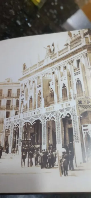 Mirar el Passat.  La Festa al Segle XIX.  (Alcoi).