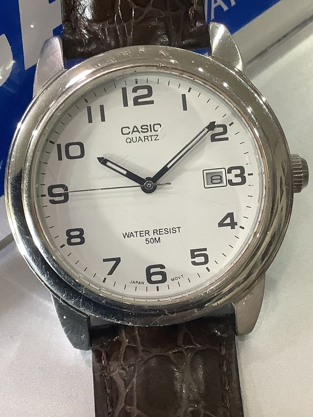 CASIO MTP 1221 - Correa de Piel Marrón - CLASSIC -