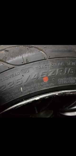 Semieslik Nankang NS2R 225/45/16 95%