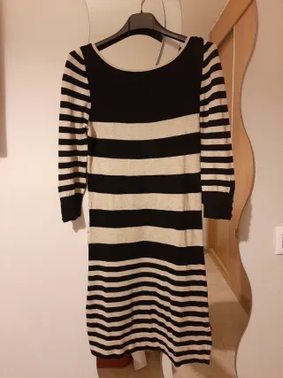 Vestido de punto rayas beige y negro