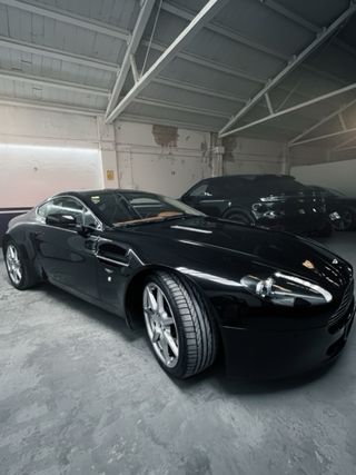 Aston Martin Vantage 2007