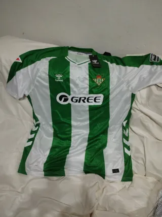 Camiseta Hummel Verde y Blanca