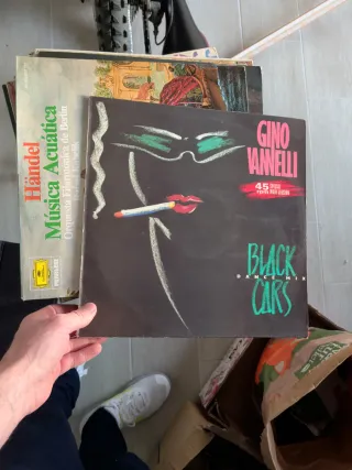 Tocadiscos Vinilo con Mando y Vinilos