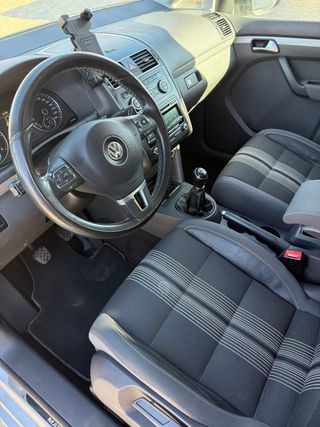 Volkswagen Tayron 2012