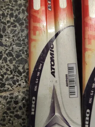 Esquís de Carving Atomic