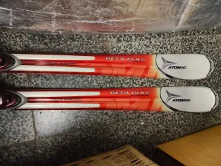 Esquís de Carving Atomic