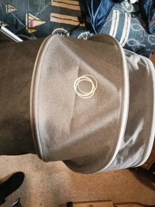 Silla de paseo Bugaboo Bee3 no tiene los enganches