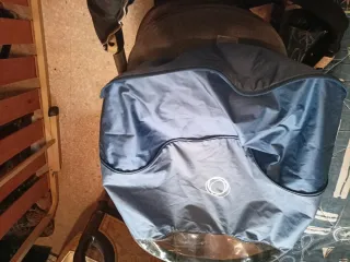 Silla de paseo Bugaboo Bee3 no tiene los enganches