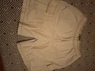 Pull&Bear Pantalón Corto Cargo Beige Talla M