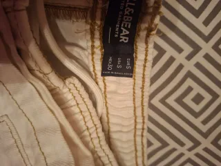 Pull&Bear Pantalón Corto Cargo Beige Talla M